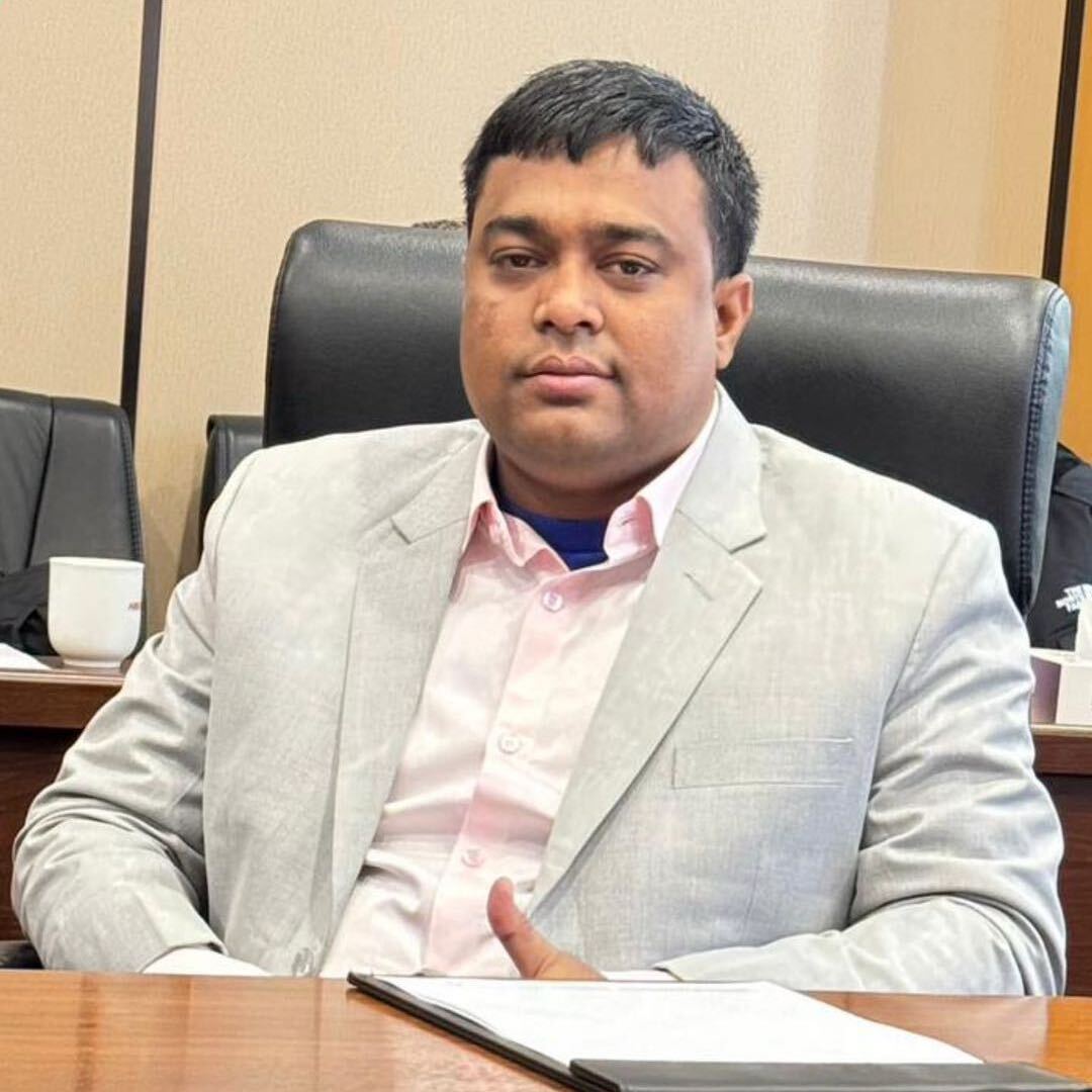 Portrait of M H Sharif Ahmad, CEO of Master Technology